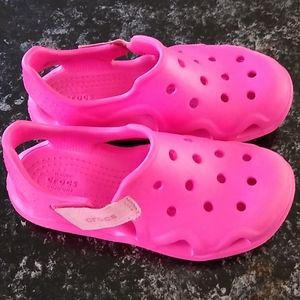 Iconic Comfort Crocs Hot Pink Youth Child 12 EUC